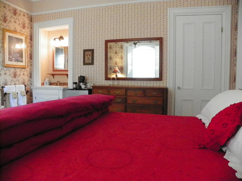 Homeport Historic Inn Сірспорт Номер фото