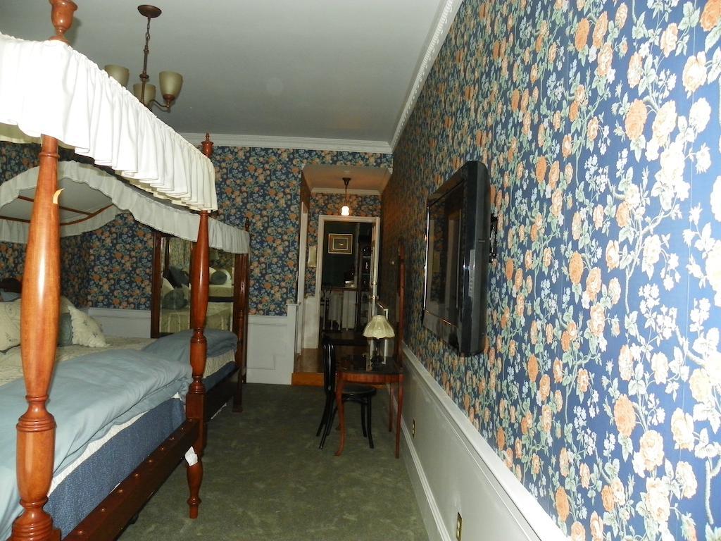 Homeport Historic Inn Сірспорт Номер фото